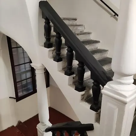 2 Minutes De La Vieille Apartmán *