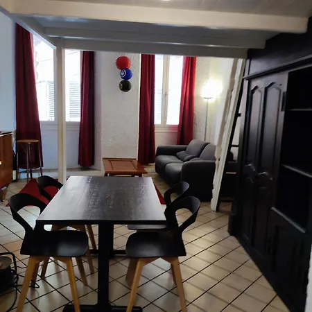 2 Minutes De La Vieille * Nice
