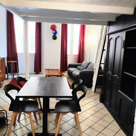 2 Minutes De La Vieille Apartamento *